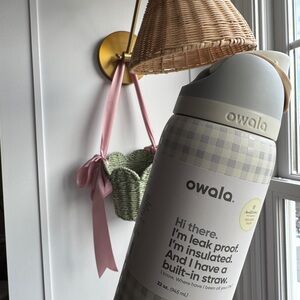 Owala Picnic Perfection water bottle- NWT